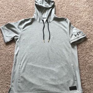 Under Armour Hooded T Sweatshirt Size L